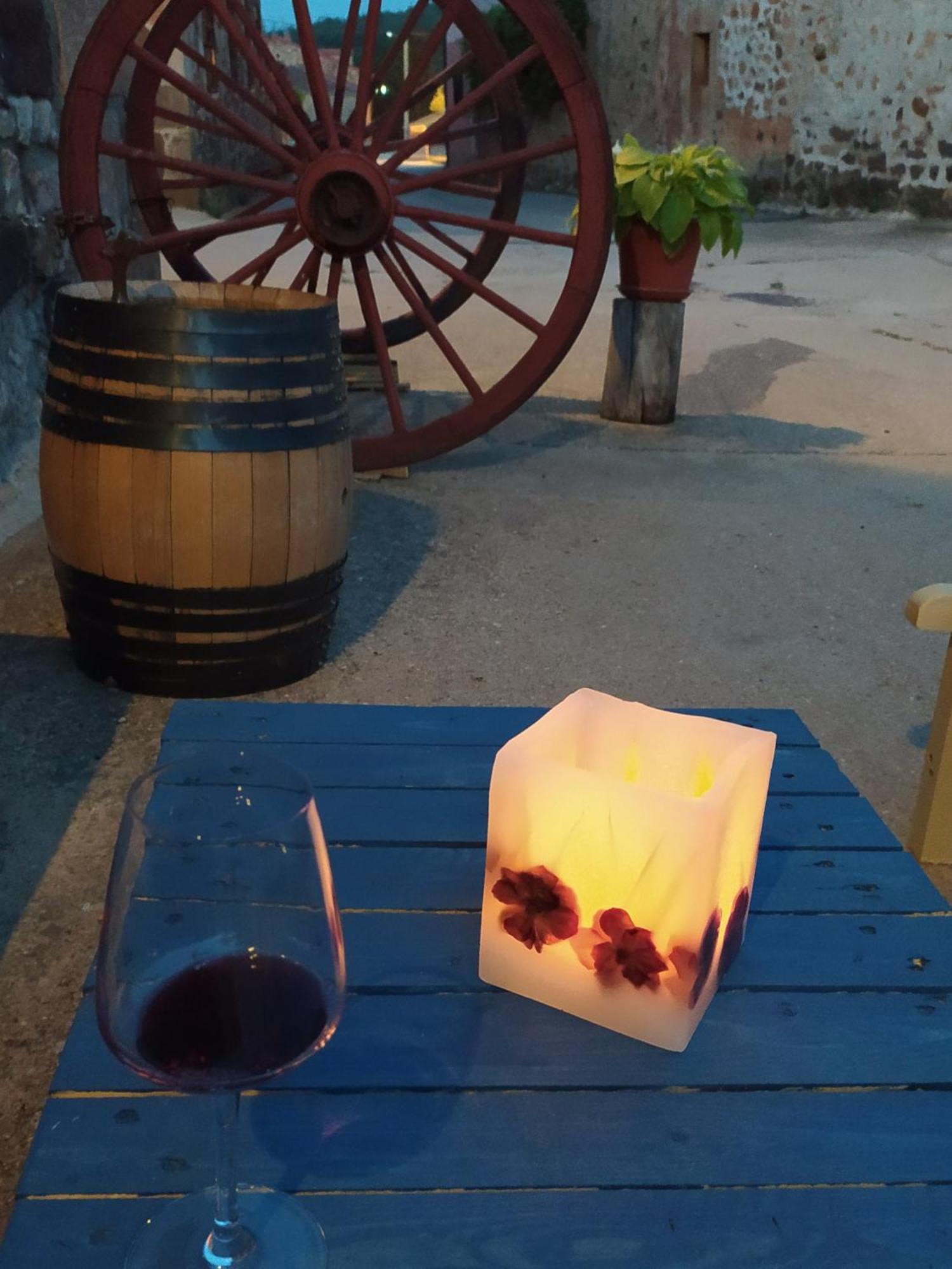 Posada Real La Vieja Chimenea-Spa Herreros Екстериор снимка