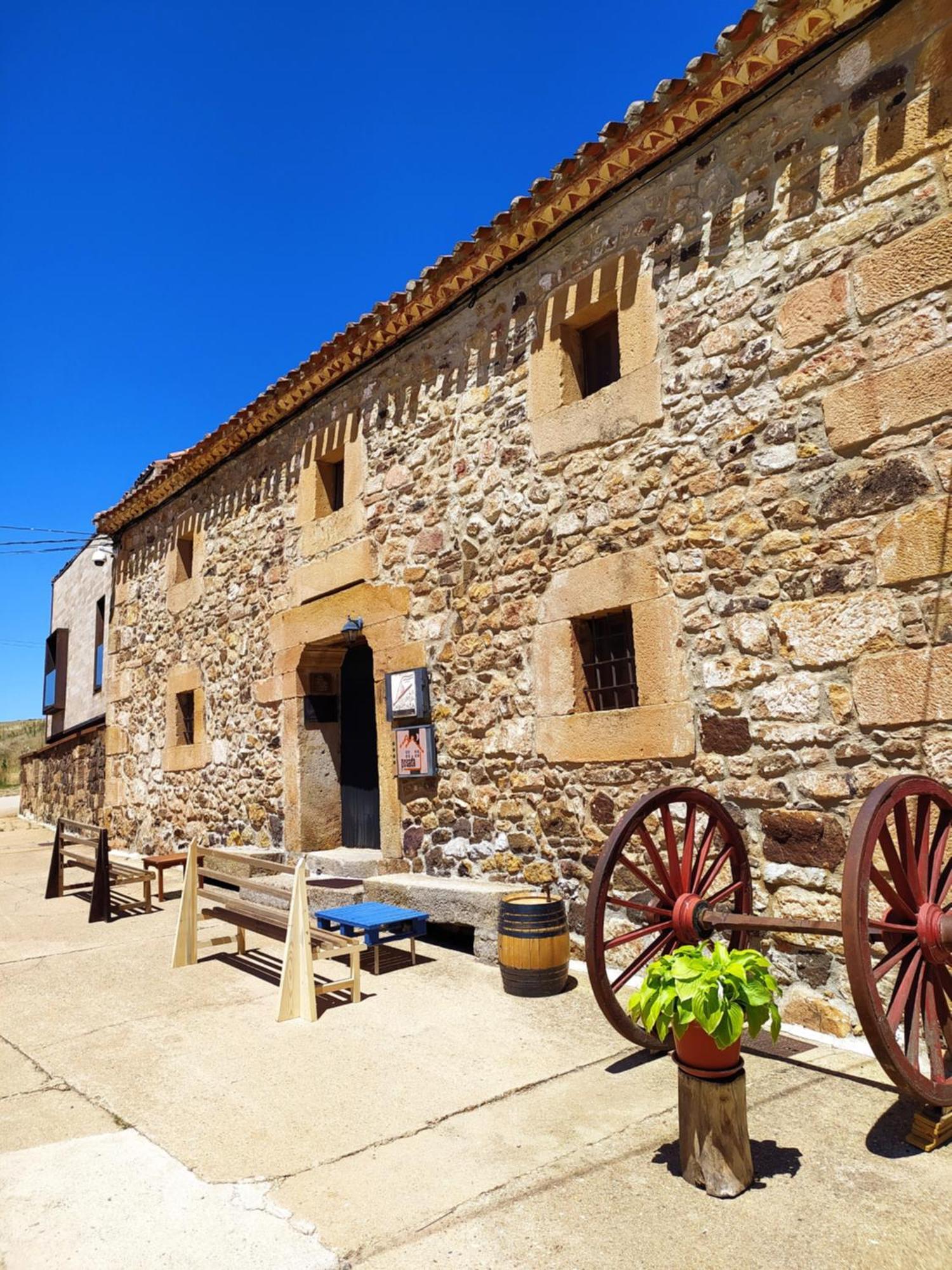 Posada Real La Vieja Chimenea-Spa Herreros Екстериор снимка